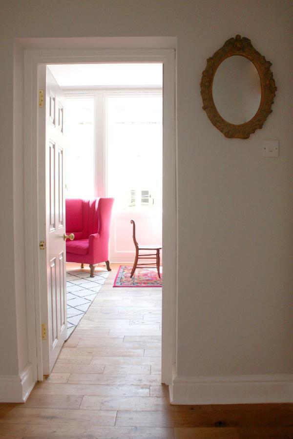1 Bed Georgian Apartment In Bath City Centre Exterior foto